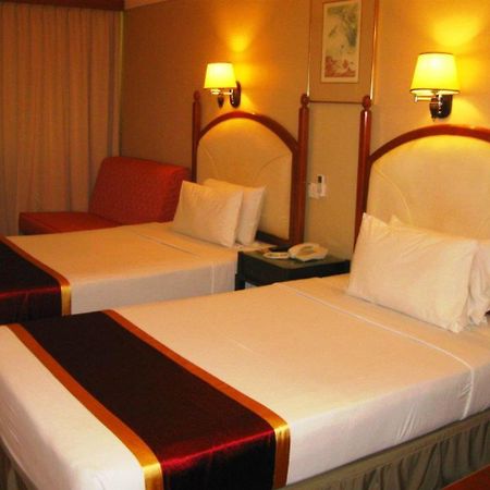 Silam Dynasty Hotel Lahad Datu Esterno foto